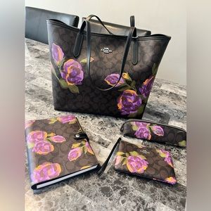 Coach Tote Set